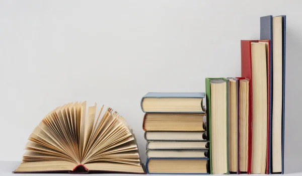 کتابخوانی و موفقیت شغلی